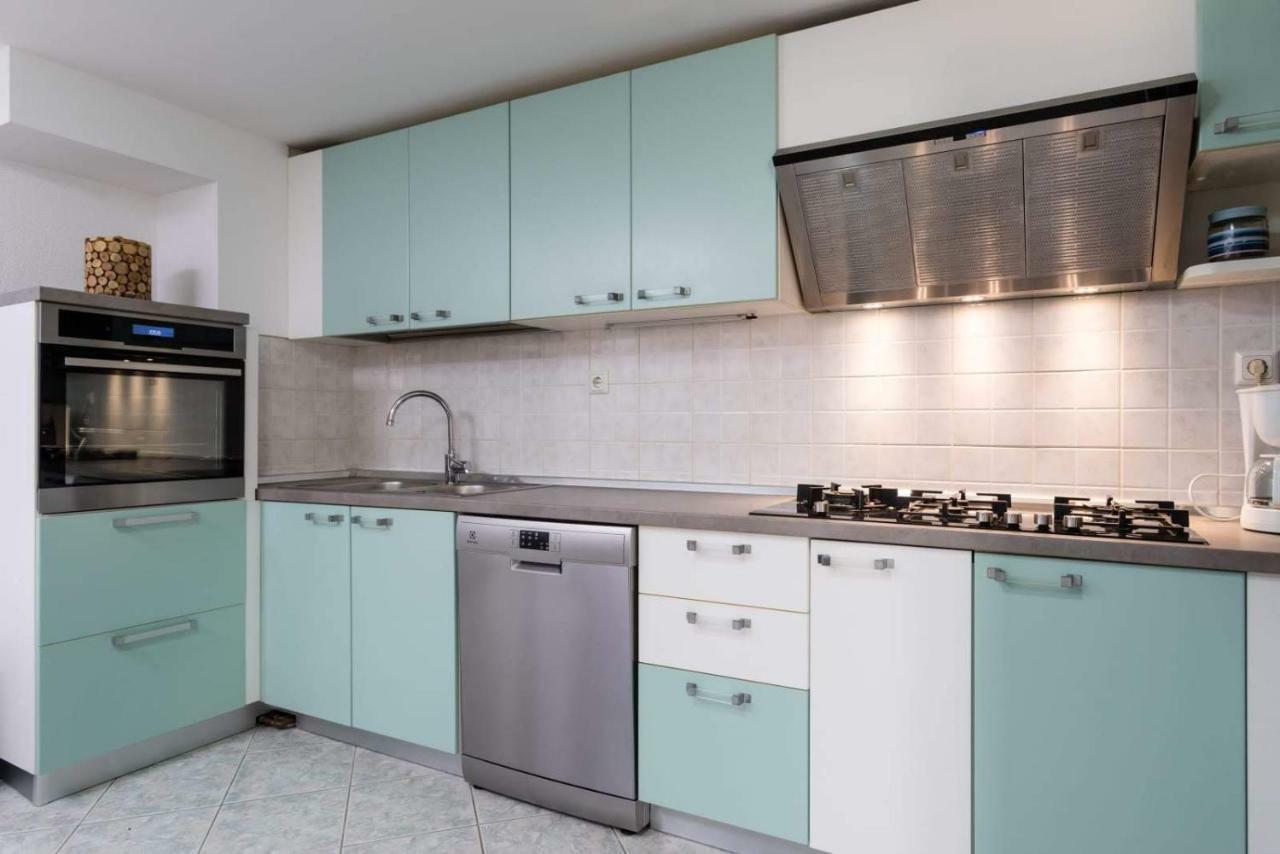 Apartmani Vinko Tribunj-Sovlje Tribalj 외부 사진