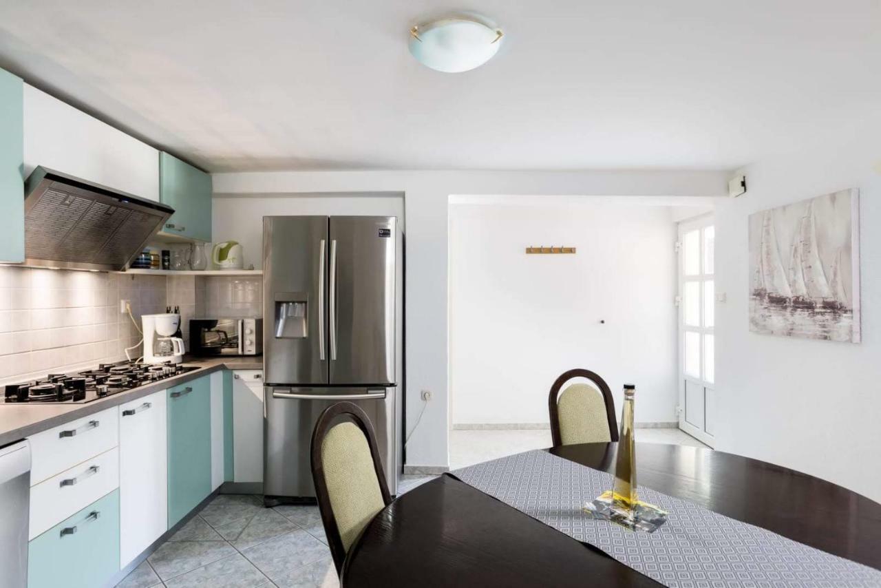 Apartmani Vinko Tribunj-Sovlje Tribalj 외부 사진