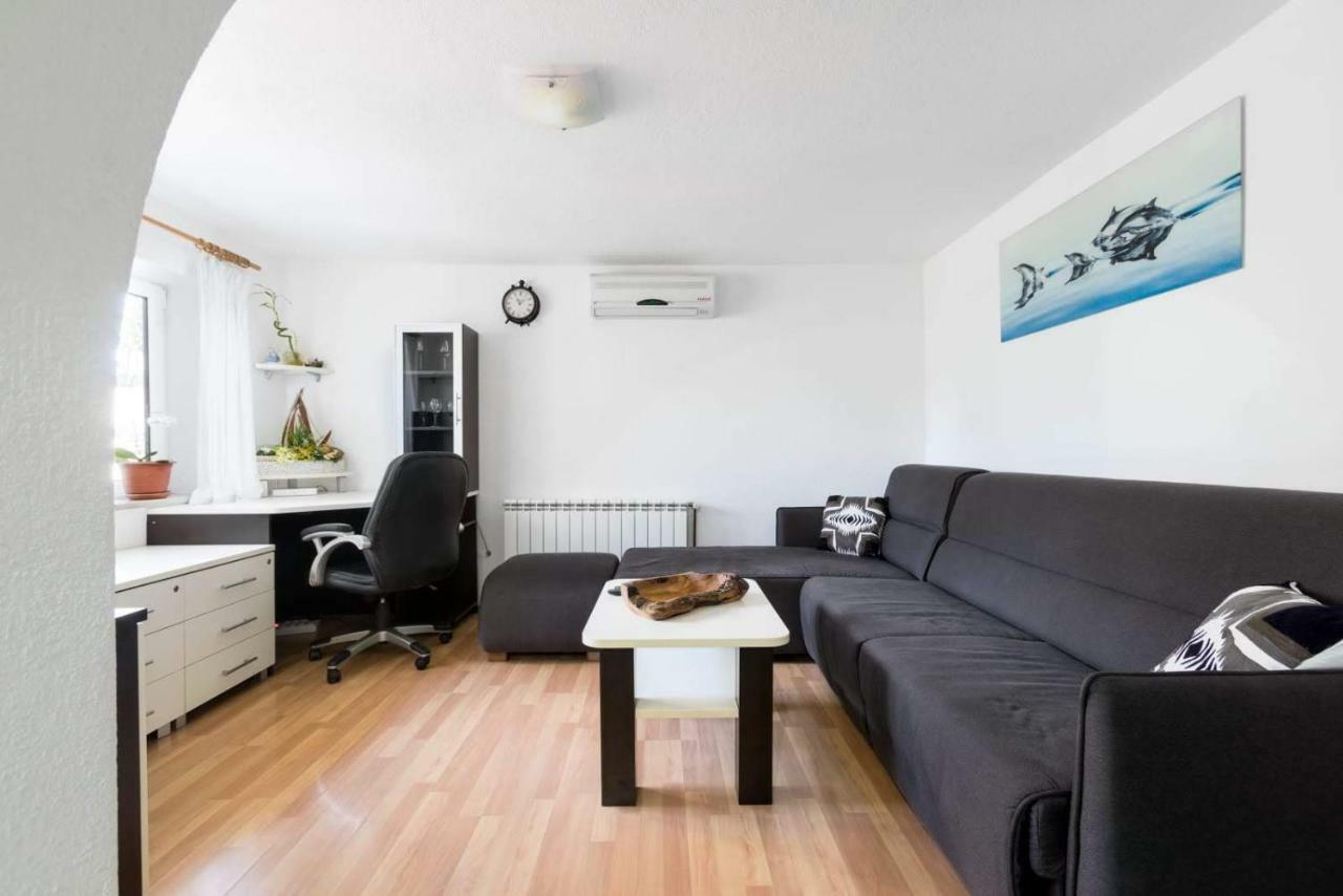 Apartmani Vinko Tribunj-Sovlje Tribalj 외부 사진