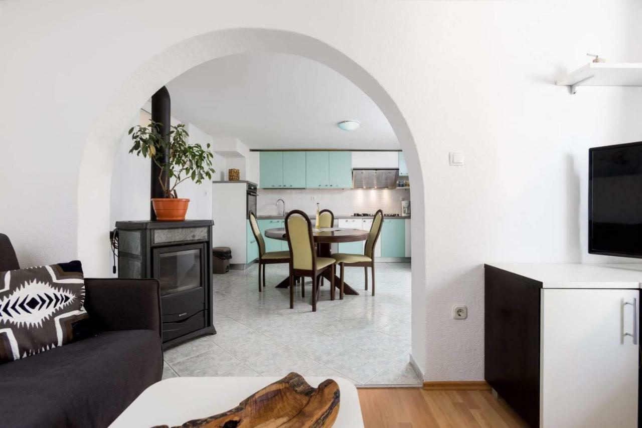 Apartmani Vinko Tribunj-Sovlje Tribalj 외부 사진