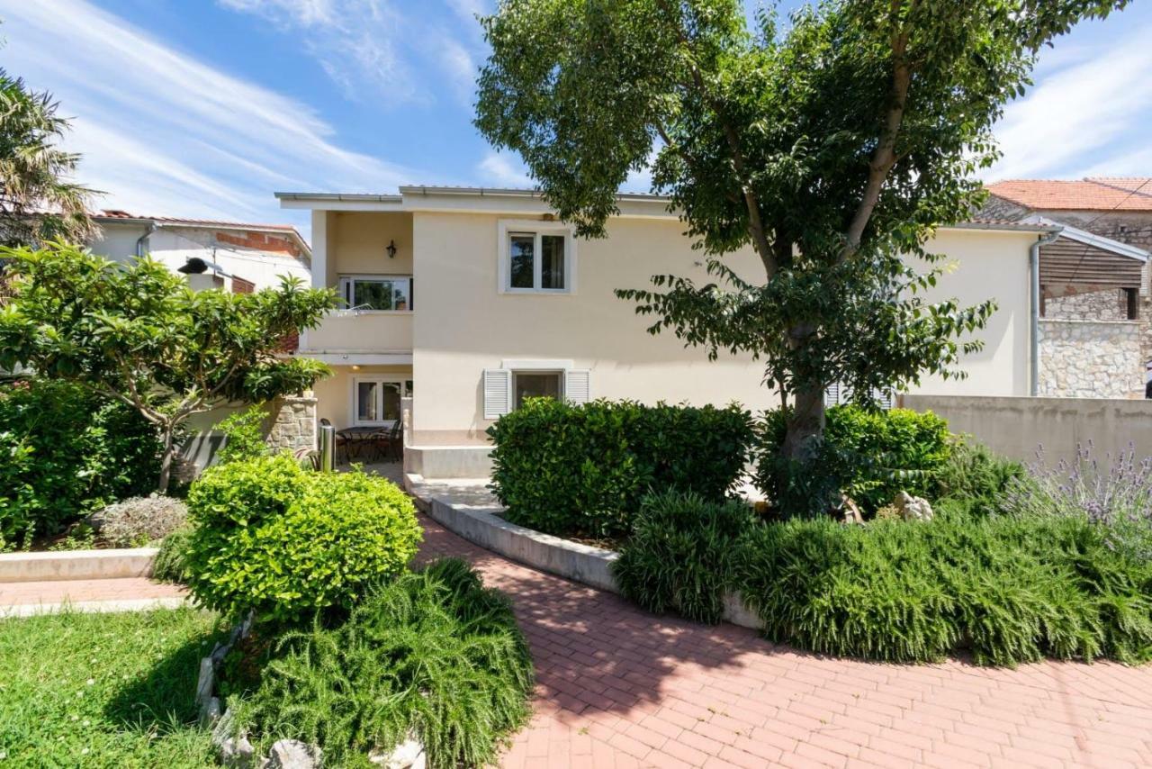 Apartmani Vinko Tribunj-Sovlje Tribalj 외부 사진