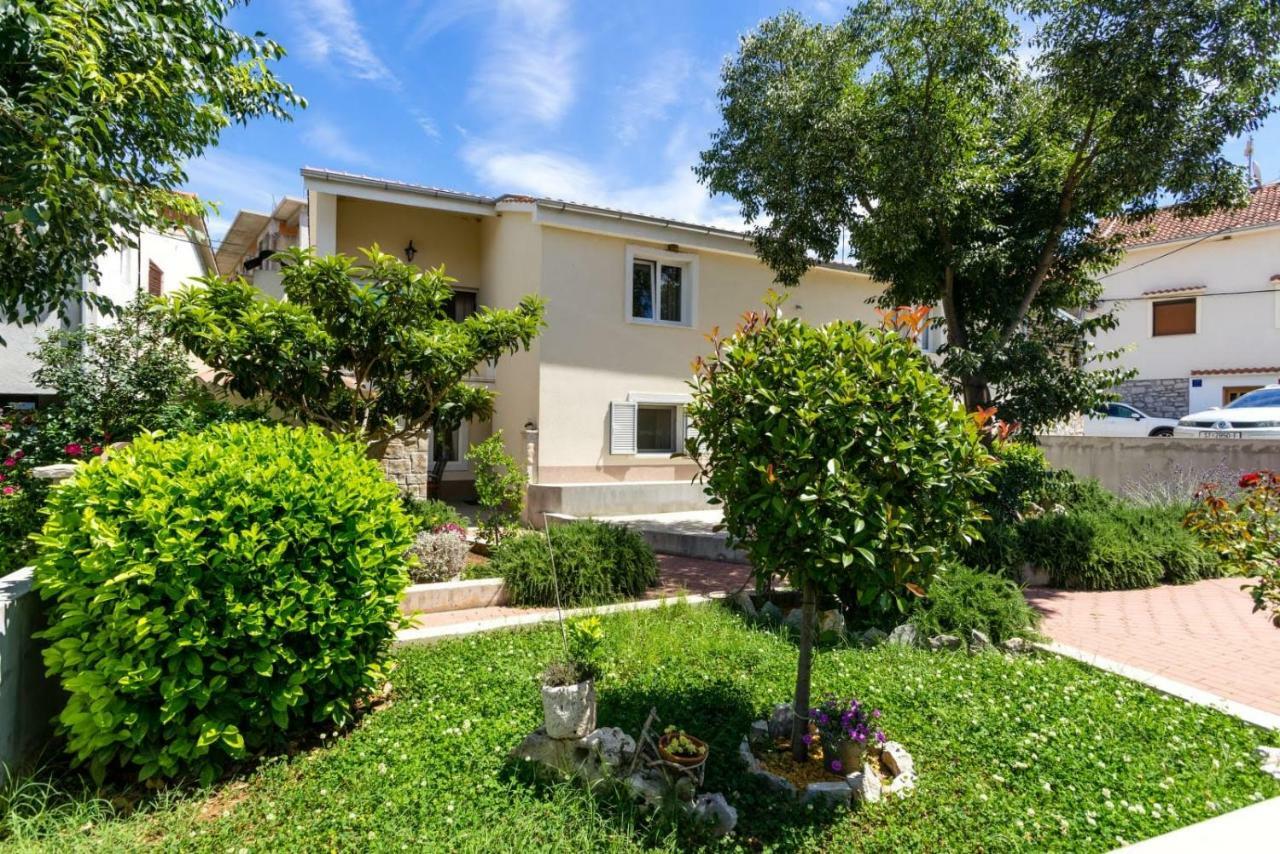 Apartmani Vinko Tribunj-Sovlje Tribalj 외부 사진